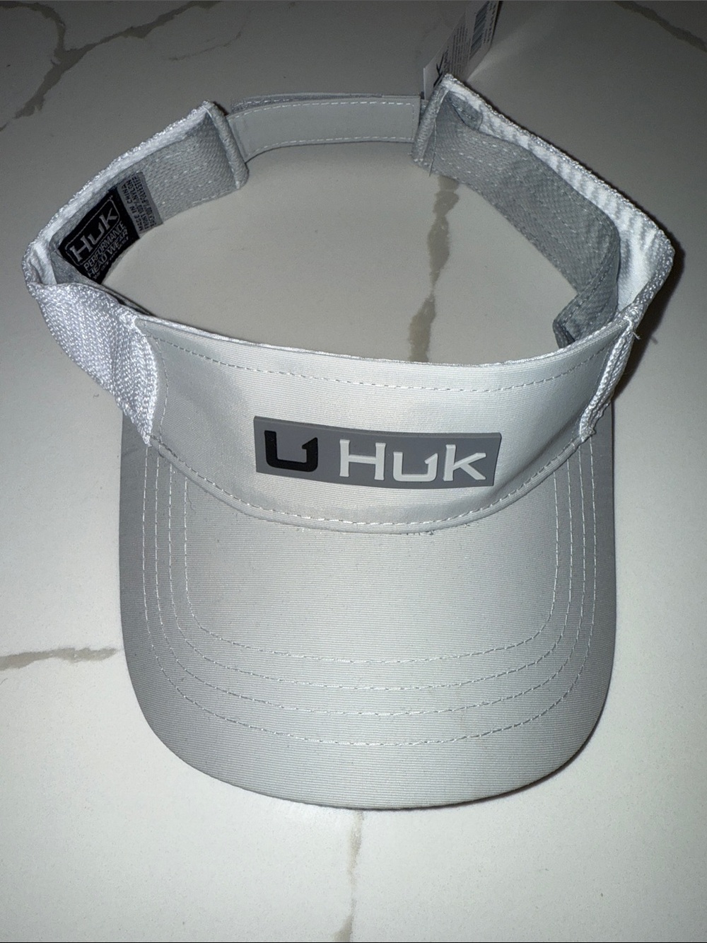 NWT Huk White and Gray Performance Visor